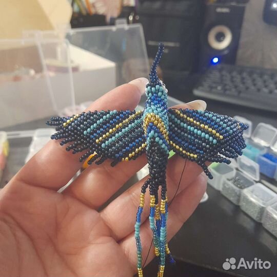 Птички колибри из бисера фигурка на заказ