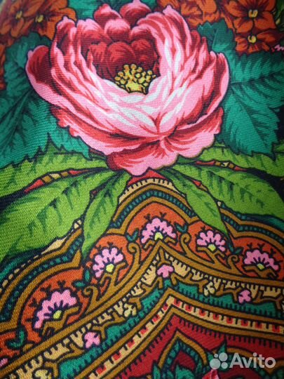 Павловопосадский платок Счастливица 18 лоскут