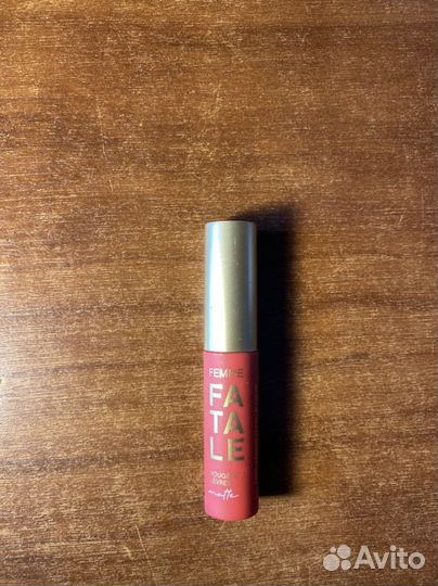 Vivienne sabo femme fatale помада для губ матовая
