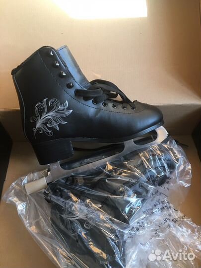 Коньки фигурные 39 размер