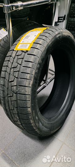 Aplus A702 225/55 R18 98V