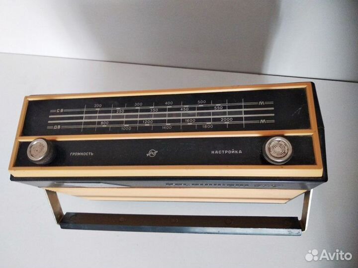 Радиоприемник «Альпинист 407» СССР