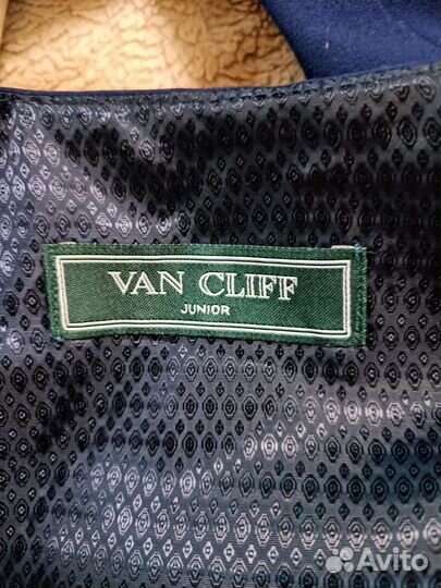 Костюм жилетка и брюки