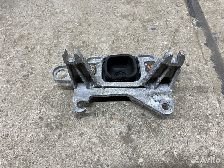 Подушка двигателя Renault Kadjar 2015