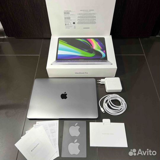 Macbook pro m2