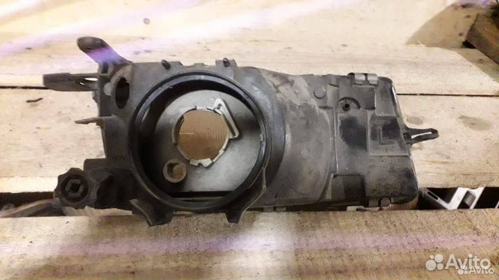 Фара левая Opel Vectra A