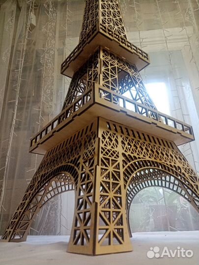 Эйфелева башня. Напольная