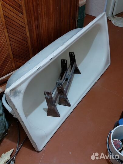 Ванная металлическая