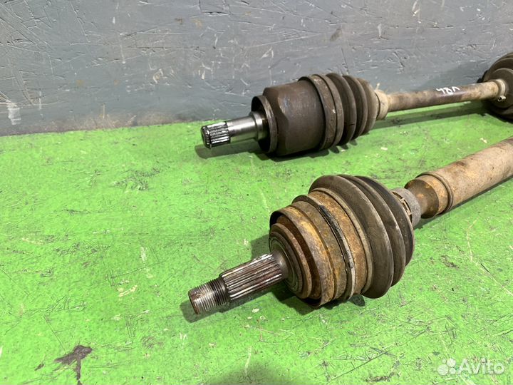 Привода LADA Kalina 2007 1.6л 8кл