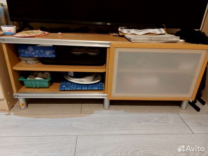 Тумба под телевизор