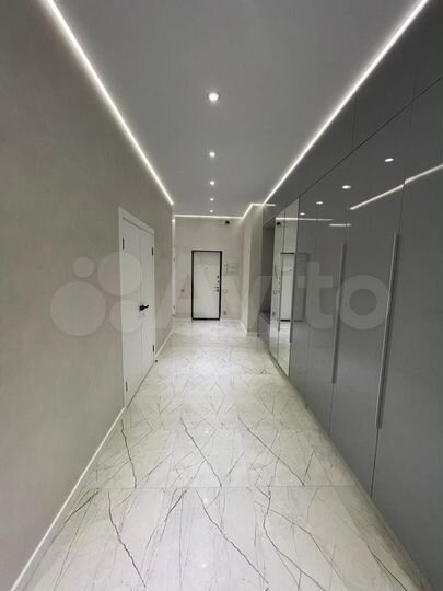 3-к. квартира, 112 м², 11/17 эт.