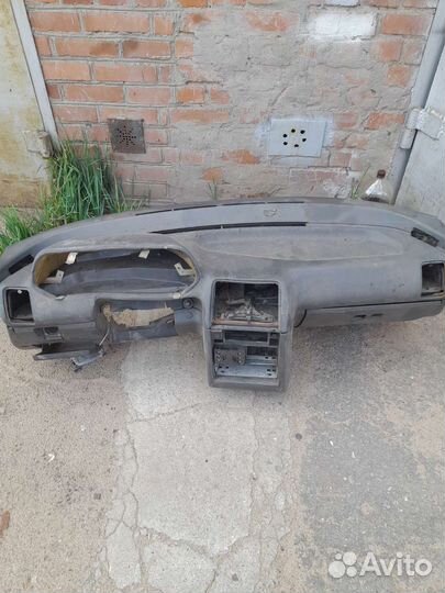 Панель ваз 2110