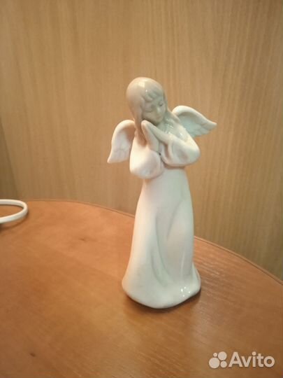 Статуэтка ангел