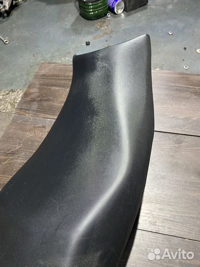 Сиденье для Suzuki GSX650F