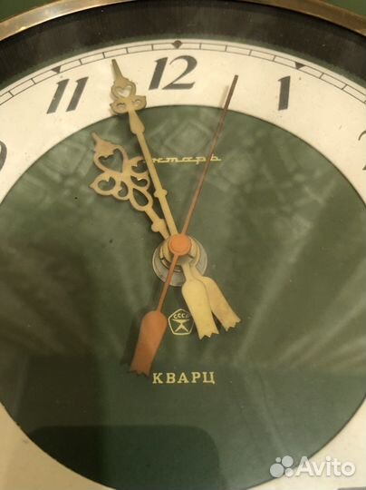 Часы настенные СССР янтарь кварц
