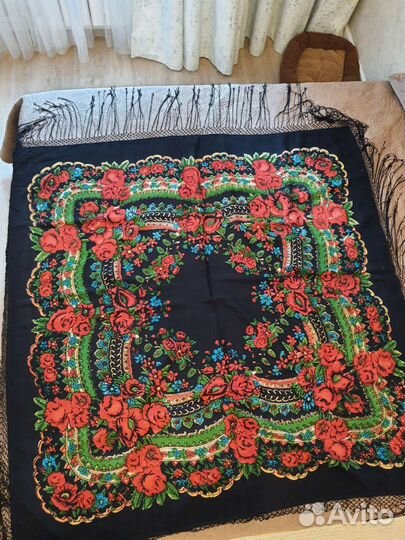 Платок винтажный Маков цвет