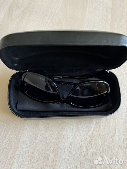 Солнцезащитные очки coach