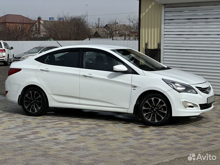 Hyundai Solaris 1.6 AT, 2015, 184 000 км