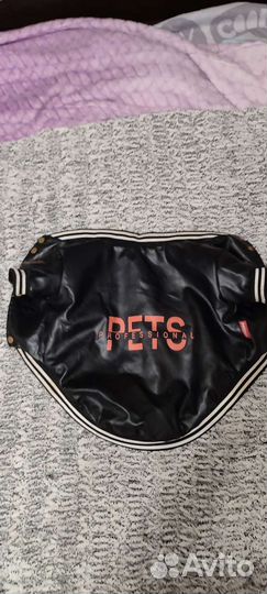 Кожаная жилетка для собак