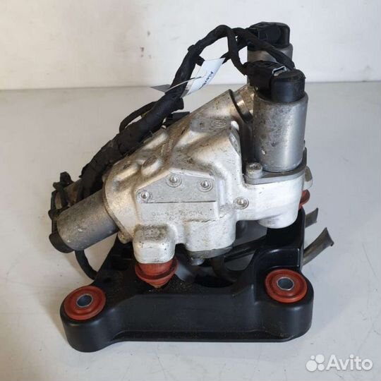 Блок клапанов гидроподвески 7184787 BMW 5 F10/F11/GTF07 4.4 Бензин