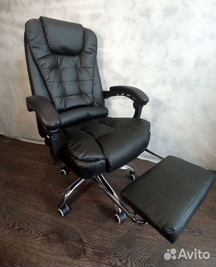 Новое компьютерное кресло с вибромассажем