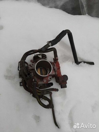 Впускной коллектор honda Fit L13A