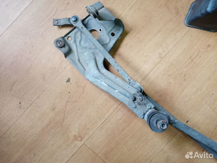 Трапеция стеклоочистителей рено меган 1