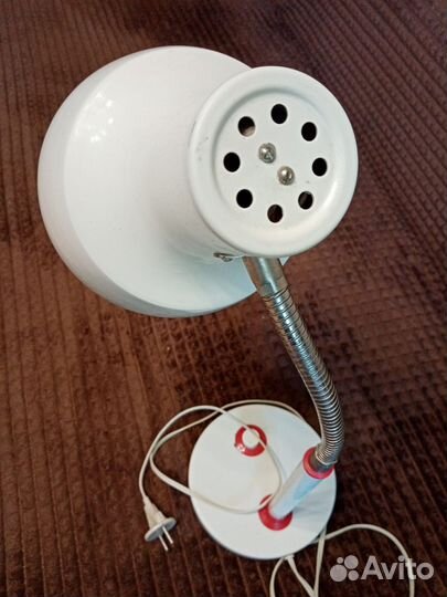 Лампа настольная