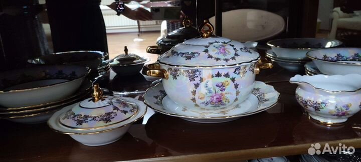 Набор столовой посуды новый