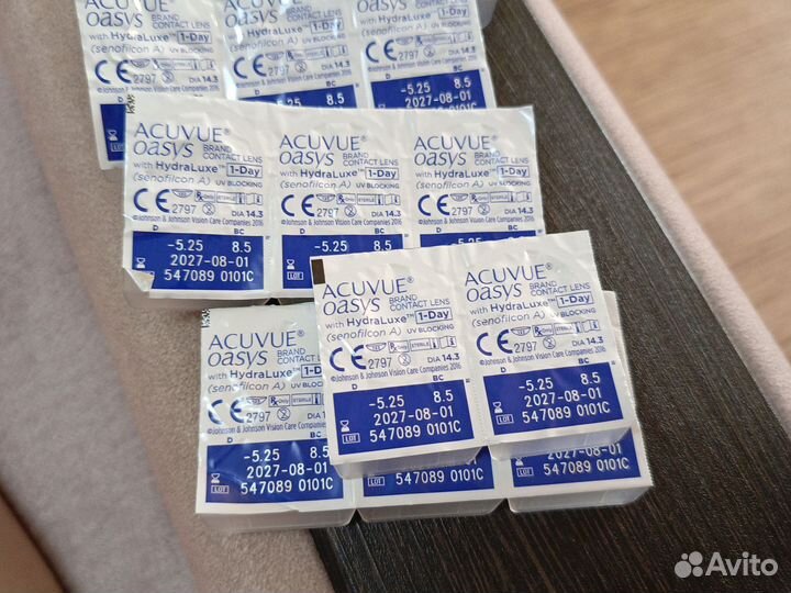 Линзы Acuvue Oasys однодневные -5,25 (17 штук)