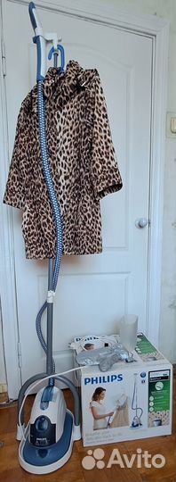 Вертикальный отпариватель для одежды Philips