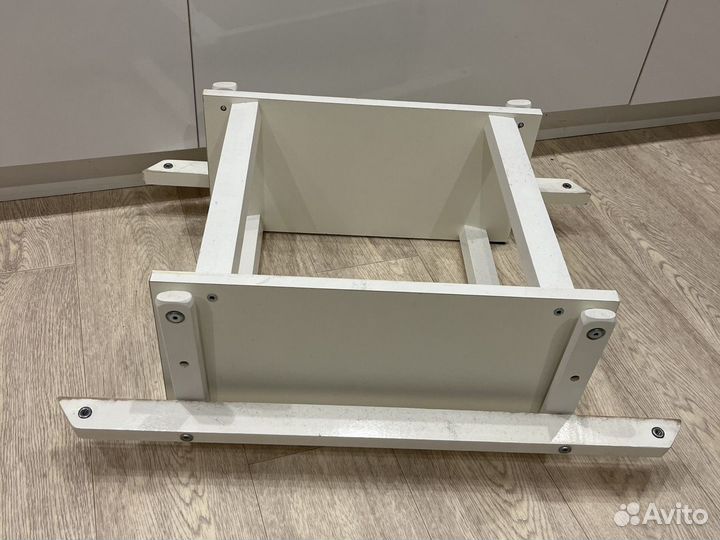 Маятник на круглую кроватку