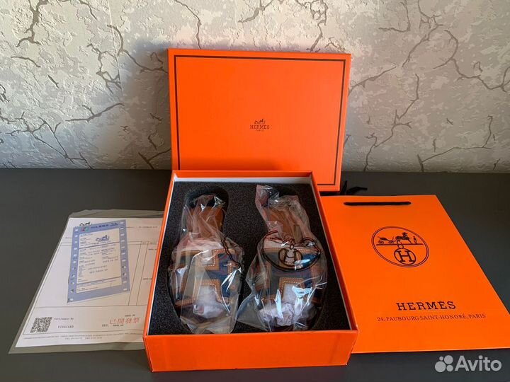 Шлепанцы женские Hermes. Разные модели