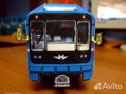 Моделька электрички метро