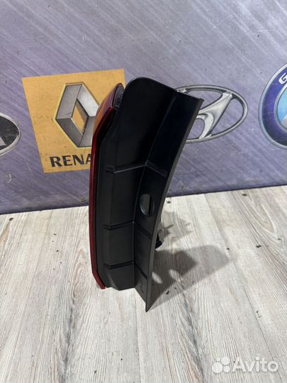 Фонарь задний Renault duster Лев