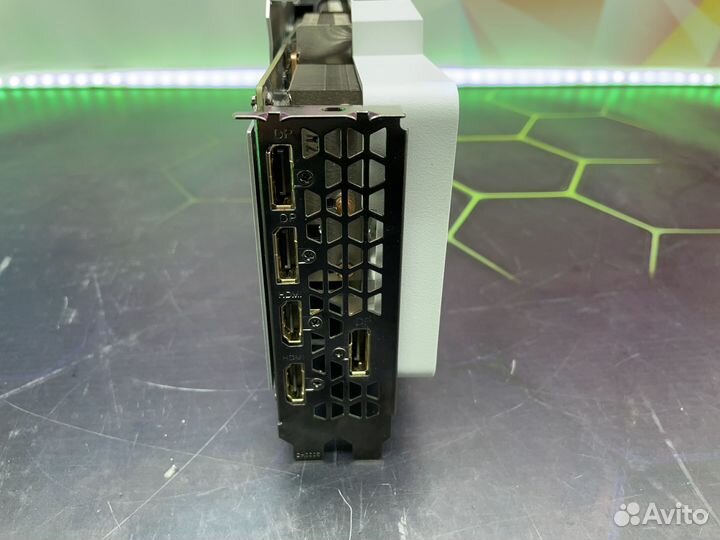 Топовая RX 6900 XT