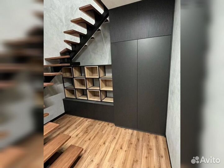 Шкаф распашной зеркальный