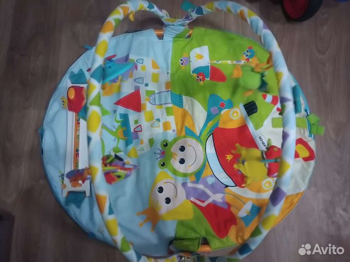 Развивающий коврик