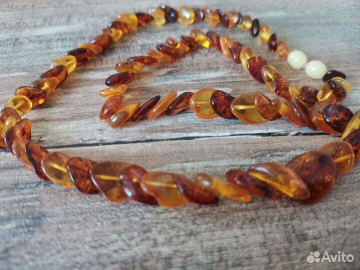 Янтарные бусы обработанные лечебные