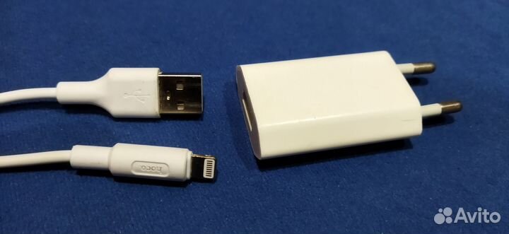 Зарядное устройство на iPhone 5V (адаптер+кабель)