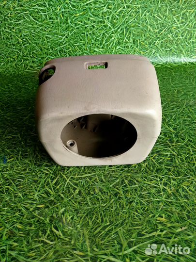 Кожух рулевой колонки Мазда MPV 2005г 2.0