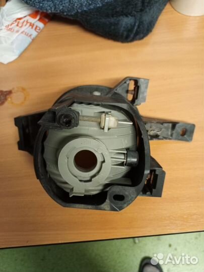 Противотуманные фара на тойта вокси