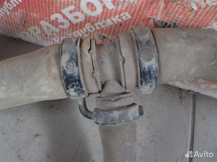 Патрубок радиатора Renault Duster K4MA606 2012