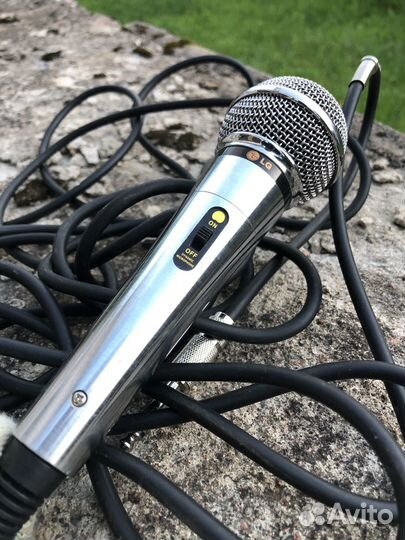 Микрофон для караоке lg