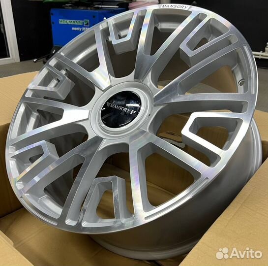 Диски на Audi Ауди Q7 4L R22