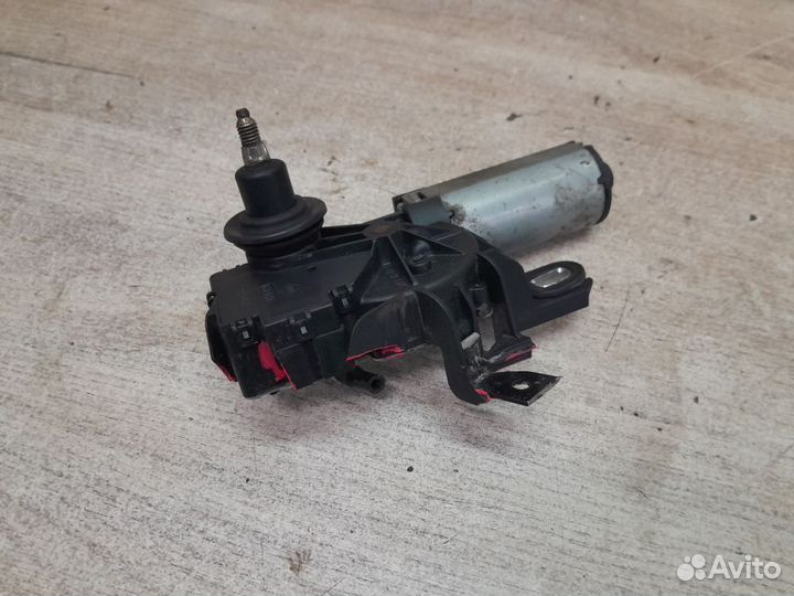 Моторчик стеклоочистителя задний Mercedes-Benz Vit