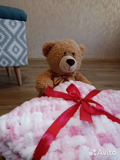 Плед плюшевый детский вязаный