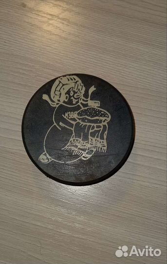 Шайба хоккейная снеговик с хлебом. СССР