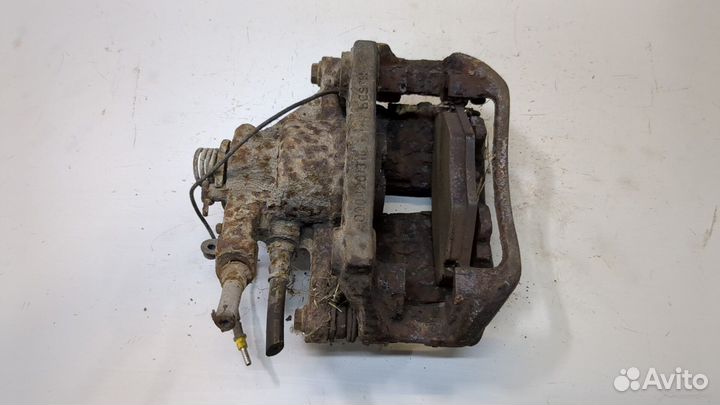 Суппорт левый передний Citroen C5