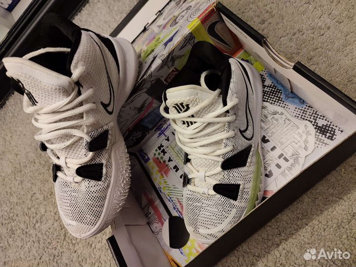 Баскетбольные кроссовки Nike Kyrie 7, р.37.5